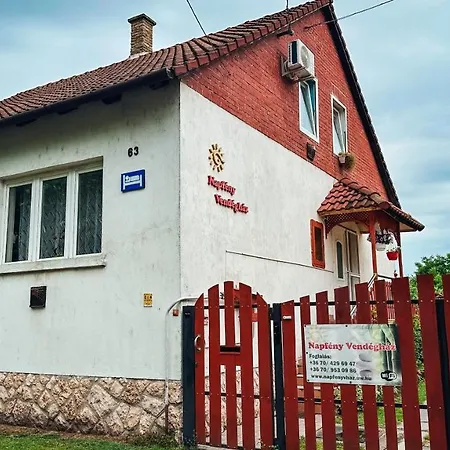 Napfény Affittacamere *